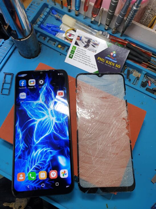 Chuyên bán bao da, ốp lưng, pin dự phòng, phụ kiện các loại cho điện thoại, máy tính bảng