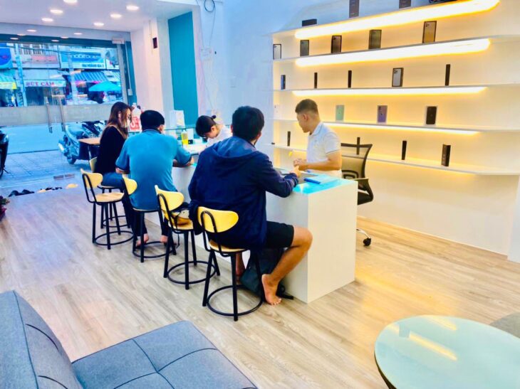 TECH PHONE xin thông báo shop đang giảm đều toàn bộ các mã máy