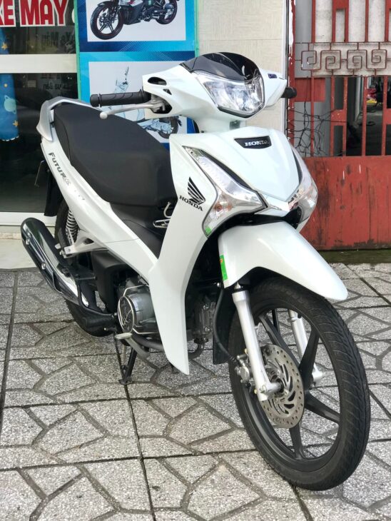 Future FI 2022, màu Trắng ngọc trai cực đẹp, xe FI phun xăng điện tử cực kỳ tiết kiệm xăng