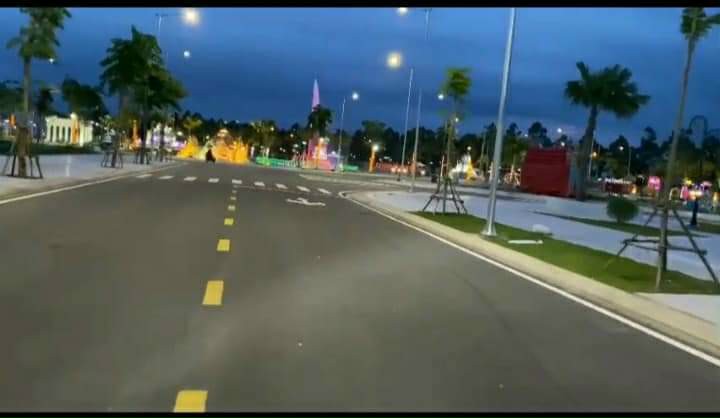 BÁN ĐẤT NỀN ĐẸP KẾ CÔNG VIÊN