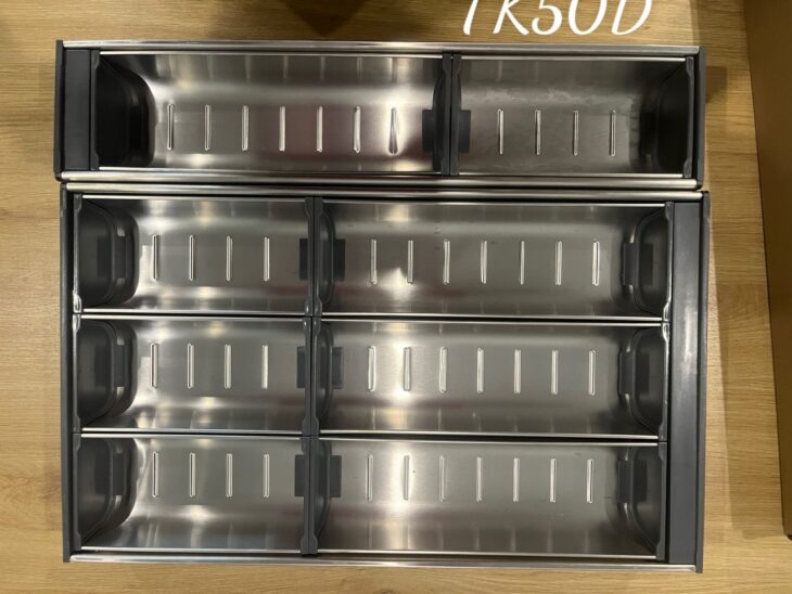 Khay đựng thìa, đũa inox cao cấp TaKing