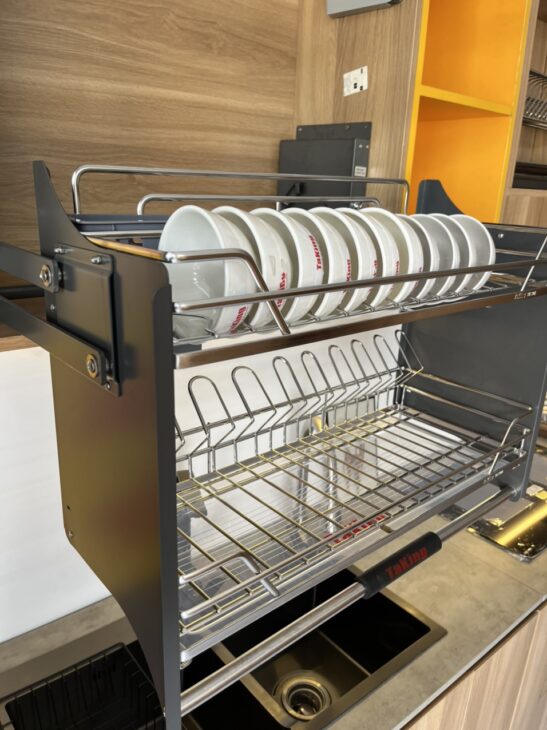 Kệ bát đĩa nâng hạ OVAL hiện đại, độc đáo, cao cấp TaKing