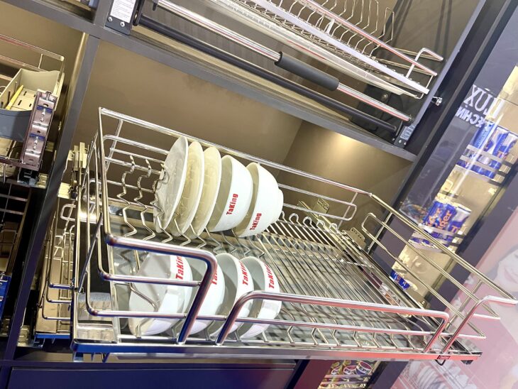 Kệ bát đĩa nan OVAL VIP TaKing hiện đại, thiết kế tinh tế, sang trọng