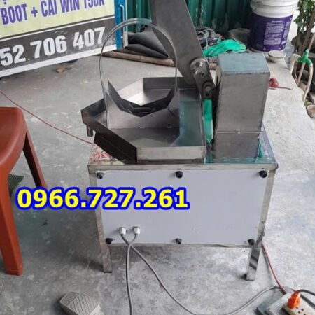 Máy Bổ Đôi Trái Dừa Tự Động Chạy Điện Turbo TBD475