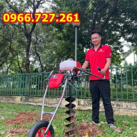 Máy khoan đất trồng cây di chuyển linh hoạt có bánh xe đẩy Turbo TBK68