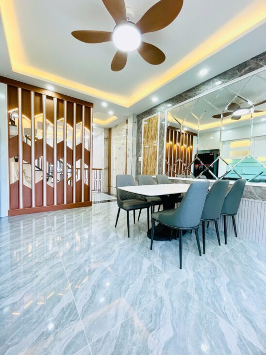 Bán nhà HXH Sư Vạn Hạnh,Quận 10 (4×12) 4T gần Mặt tiền chỉ 6.15 tỷ.