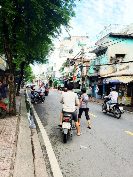 Mặt tiền kinh doanh Tùng Thiện Vương 4.4×15 59m2 chỉ 11 tỷ 2