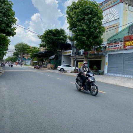 Bán đất mặt tiền đường số 13 khu dân cư Tên Lửa,Ao Sen, gần Aeon Mall, vị trí đẹp, DT 5x20m, Bình