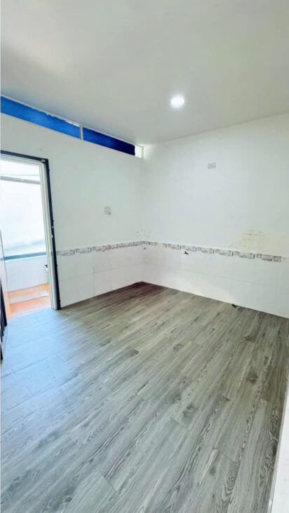 BÁN NHÀ TTTP 2 TẦNG MẶT TIỀN KINH DOANH ĐƯỜNG PHAN ĐÌNH GIÓT -PHƯƠNG SÀI