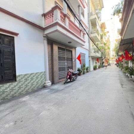 BÁN NHÀ TRIỀU KHÚC, THANH XUÂN – PHÂN LÔ OTO TRÁNH – KINH DOANH – 54M2, 4 TẦNG – GIÁ 12.99 TỶ BÁN NHÀ TRIỀU KHÚC, THANH XUÂN – PHÂN LÔ OTO TRÁNH – KINH DOANH – 54M2, 4 TẦNG – GIÁ 12.99 TỶ