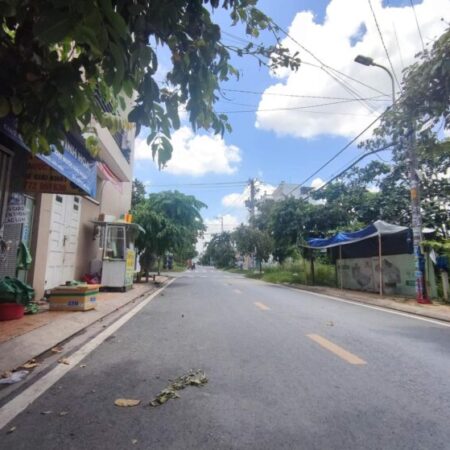 NHÀ MT Đường RỘNG 10M TÂN XUÂN – HÓC MÔN – Gần đường TÔ KÝ. NHÀ MT Đường RỘNG 10M TÂN XUÂN – HÓC MÔN – Gần đường TÔ KÝ.