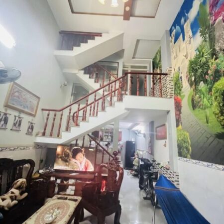 NHÀ 4 Tầng – hẻm XE HƠI Thông – Gần chợ ĐÔNG QUANG – BÙI VĂN NGỮ. QUẬN 12 – CHỈ 4,35 tỷ. NHÀ 4 Tầng – hẻm XE HƠI Thông – Gần chợ ĐÔNG QUANG – BÙI VĂN NGỮ. QUẬN 12 – CHỈ 4,35 tỷ.