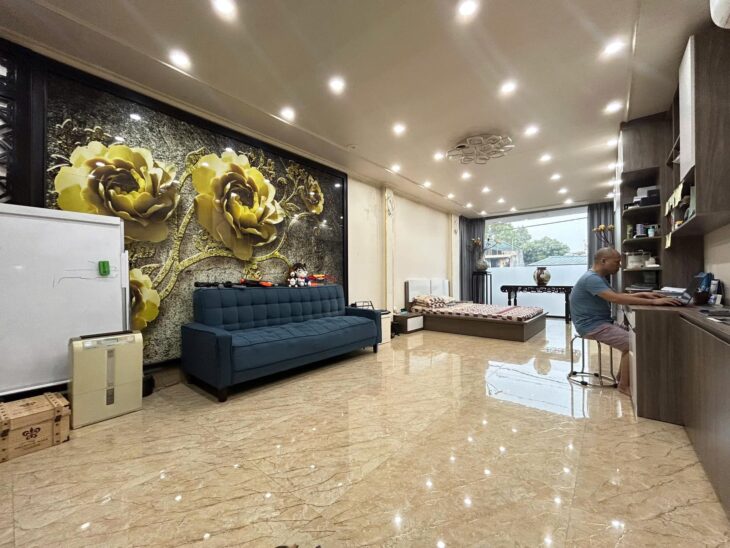 Bán nhà Âu Cơ 55m2 6,2 tỷ ô tô tránh – view sông hồng mát mẻ