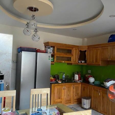 SIÊU PHẨM – NHÀ ĐẸP LUNG LINH 2 TẦNG – LẠC LONG QUÂN