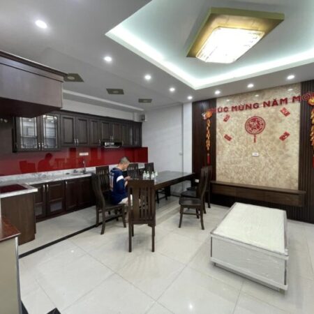 BÁN NHÀ NHÂN HÒA, THANH XUÂN – GẦN OTO TRÁNH, TRƯỜNG, CHỢ – 5TẦNG, MT7.5M – NHỈNH 11 TỶ