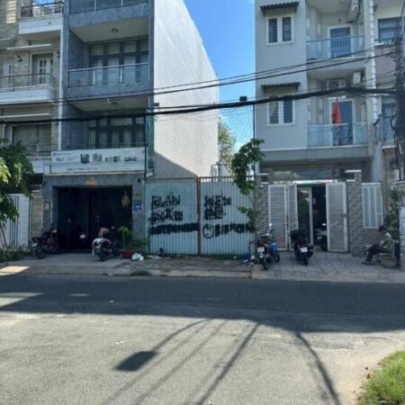 Bán đất cấn ngã 3 mặt tiền đường số 30 DT 4,5x20m khu cao cấp Tên Lửa, Bình Trị Đông B, Bình Tân