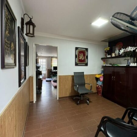 Nhà sát mặt tiền Hồ Thị Kỷ-Lê Hồng Phong Quận 10, 3.5×14, 3 tầng chỉ 10.6 tỷ.