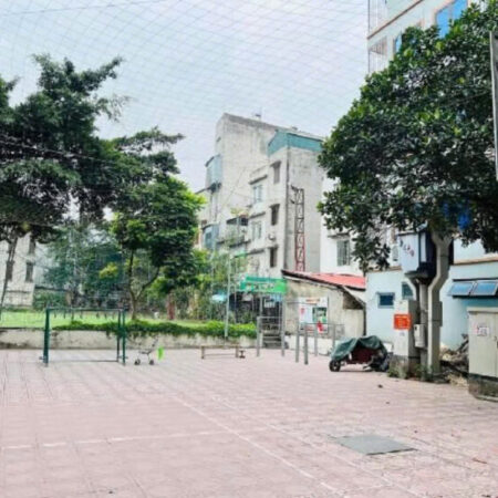 BÁN ĐẤT- TẶNG NHÀ 3 TẦNG, LÔ GÓC 3 THOÁNG, HÀNG XÓM ROYAL CITY GẦN 60M