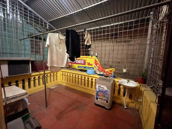 BÁN ĐẤT- TẶNG NHÀ 3 TẦNG, LÔ GÓC 3 THOÁNG, HÀNG XÓM ROYAL CITY GẦN 60M