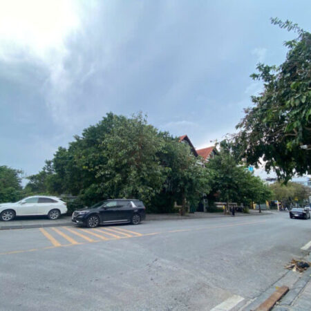 Liền kề 2 mặt phố Việt Hưng, 90m x 6tầng, mặt tiền 21m, thang máy, vỉa hè, ôtô dừng đỗ, thông sàn Liền kề 2 mặt phố Việt Hưng, 90m x 6tầng, mặt tiền 21m, thang máy, vỉa hè, ôtô dừng đỗ, thông sàn