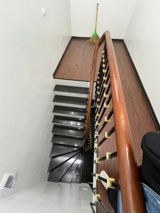 Bán nhà đẹp Đường Láng, TRUNG TÂM, CÔNG VIÊN, BỆNH VIỆN, 37m2 x 4 tầng x MT 5,9m x hơn 5 tỷ.