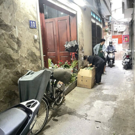 Bán nhà 4 tầng Lô Góc thoáng cực hiếm gần ôtô cực đẹp tại ngõ 263 Nguyễn Trãi Bán nhà 4 tầng Lô Góc thoáng cực hiếm gần ôtô cực đẹp tại ngõ 263 Nguyễn Trãi