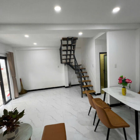 Cần bán nhà riêng LÔ GÓC giá 5,1 tỷ VND tại Quận 10, Hồ Chí Minh 10m ra mặt phố Nguyễn chí Thanh Cần bán nhà riêng LÔ GÓC giá 5,1 tỷ VND tại Quận 10, Hồ Chí Minh 10m ra mặt phố Nguyễn chí Thanh