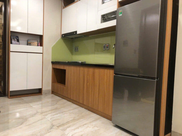 CHO THUÊ CĂN HỘ 2 NGỦ 1 KHÁCH – 75M2 – THỤY KHUÊ – Ô TÔ ĐỖ CỬA
