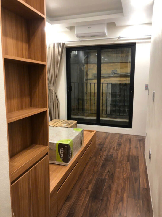 CHO THUÊ CĂN HỘ 2 NGỦ 1 KHÁCH – 75M2 – THỤY KHUÊ – Ô TÔ ĐỖ CỬA