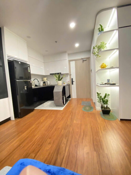 CHÍNH CHỦ GỬI BÁN CĂN 1N+ – 43M2- 3.3 TỶ- TÒA i4 – VINHOMES SMART CITY – FULL NỘI THẤT ĐẸP – GẦN