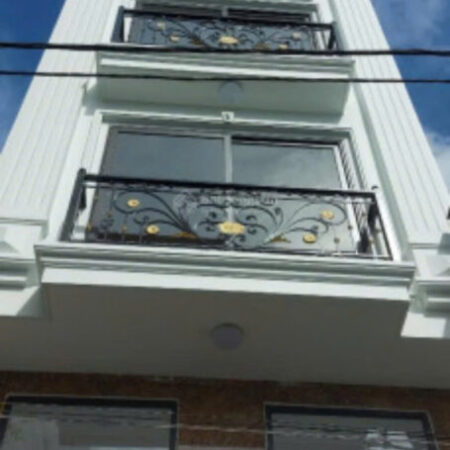 Cần bán nhà mới ở ngay đường Phan Trọng Tuệ Thanh Trì, 5 Tầng cách ô tô tránh 50m nhỉnh 4 tỷ