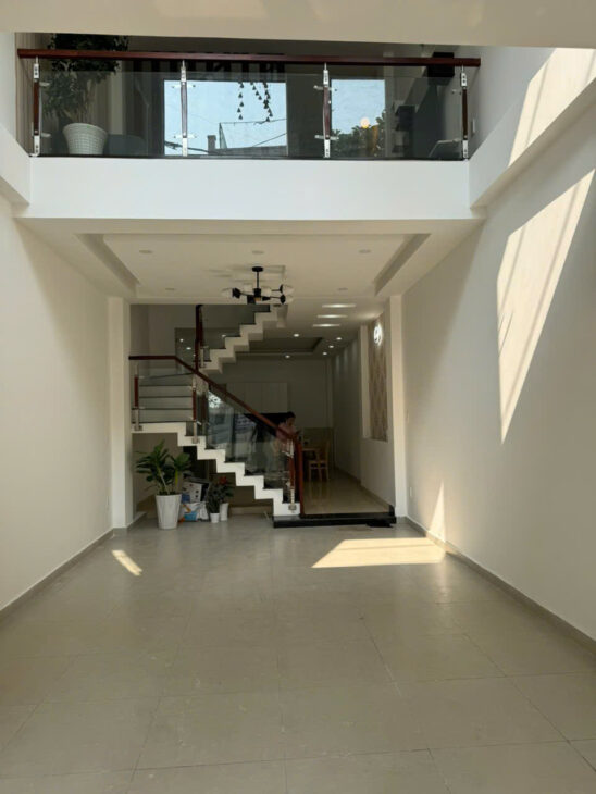 RẺ SẬP SÀN- CẦN BÁN GẤP NHÀ MẶT TIỀN TẠI Q9, TP, HỒ CHÍ MINH ,6 TỶ -TL