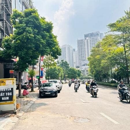 ⚜️ Tòa Văn Phòng 10 Tầng Mặt Phố Nguyễn Hoàng 100m2 10T MT 6.5m, Chỉ 70 Tỷ ⚜️