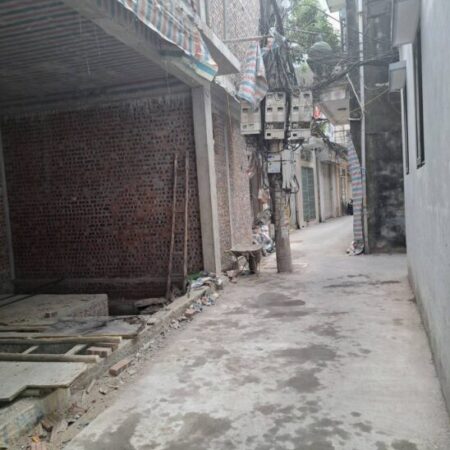 Bán nhà Cầu Đơ 4 giá 8 tỷ, diện tích 33m2, 5 tầng, mặt tiền 5.3m