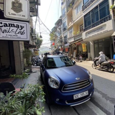 Cho Thuê nhà Hoàn kiếm,Ô tô đỗ cửa, Gần Nhà Hát Lớn. DT 35m2, 2 tầng, mặt tiền 3,5m!”