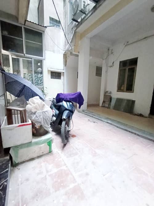 Bán Nhà Tại Ngã Tư Sở Trường Chinh: Mặt Tiền 5.2m, Diện Tích 29m², Giá 5.5 Tỷ VNĐ