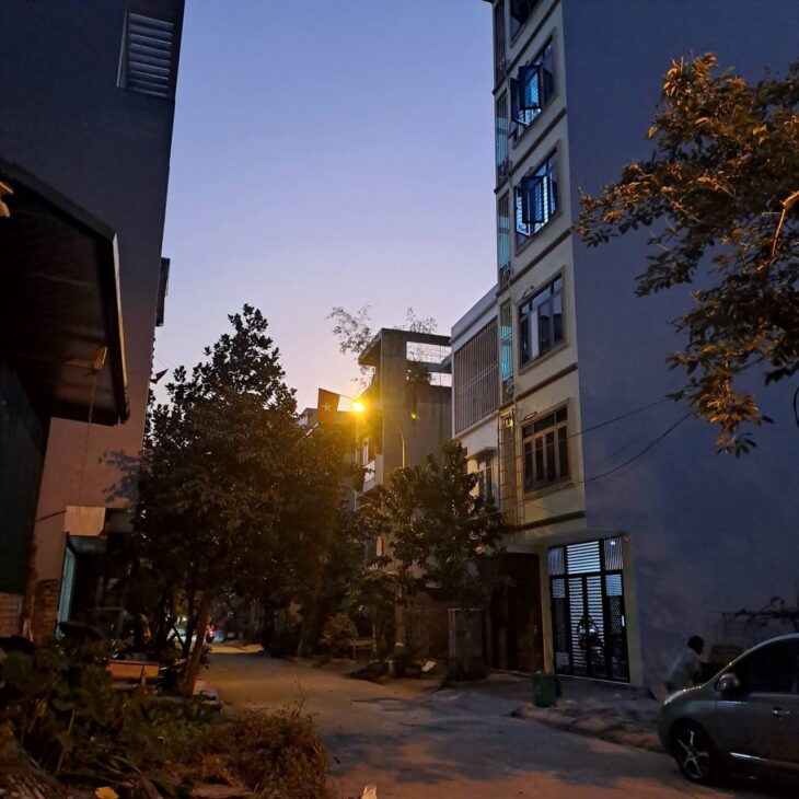 Bán nhà Hà Đông giá 13.5 tỷ, diện tích 50m2, 3 tầng , mặt tiền 4m