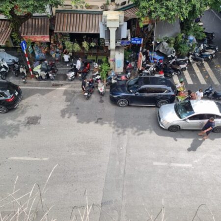 ⚜️ PENHOUSE Đẳng Cấp Mặt phố cổ Hàng Giấy, Hoàn Kiếm 130m2 3N+2WC, Chỉ 12 Tỷ ⚜️