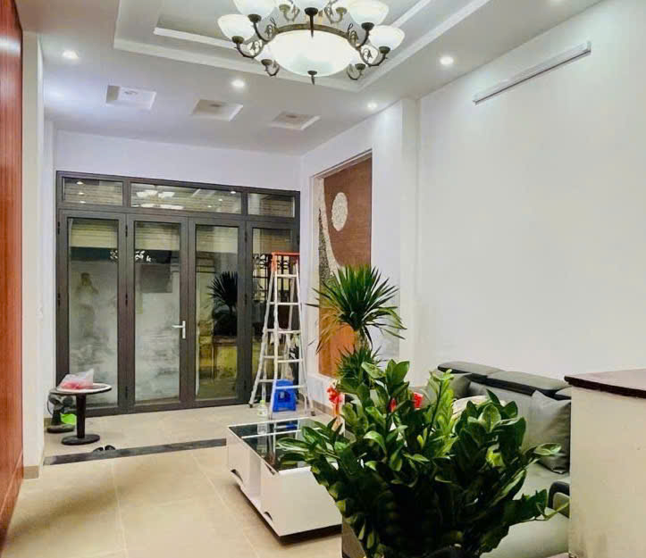 NHÀ CHÍNH CHỦ ĐẸP – GIÁ TỐT – Vị Trí Đẹp Tại Bùi Xương Trạch, Thanh Xuân, TPHN