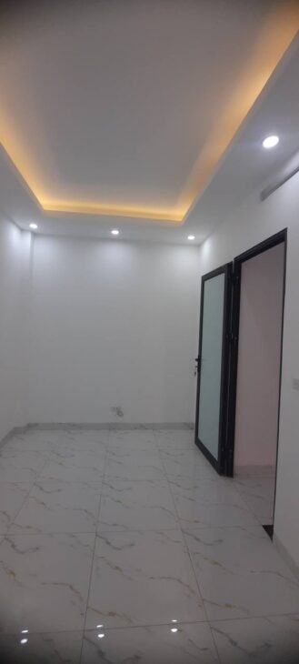 Bán nhà phố Đông Thiên giá 6.15 tỷ, diện tích 36m2, 4 tầng, mặt tiền 4.5m