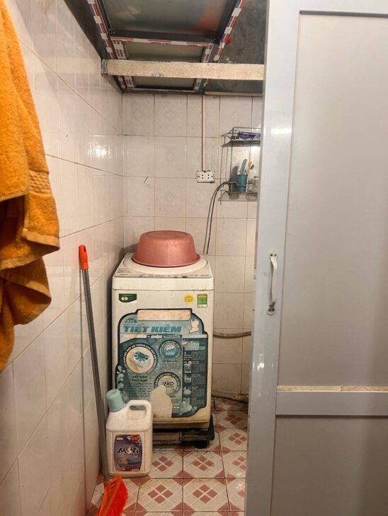 TẬP THỂ TẦNG 1 TIỆN ÍCH BẠT NGÀN giá siêu rẻ 2,65 tỷ Đống Đa, diện tích 45m2