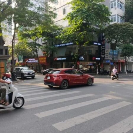 ⚜️ Bán nhà Mặt Phố Huế, Hai Bà Trưng, Giá tốt, 45m2 3T MT 3.5m, Chỉ 22 Tỷ ⚜️