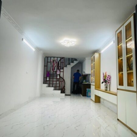 NHÀ MỚI ĐẸP – VỊ TRÍ ĐẮC ĐỊA – VÀI BƯỚC RA HỒ ĐẦM HỒNG – AN SINH CỰC ĐỈNH