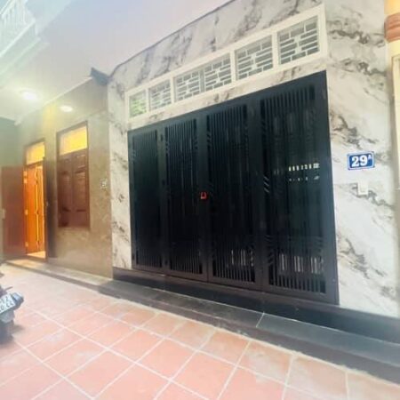 Bán nhà Thanh Xuân giá 7.65 tỷ, diện tích 50m2, 4 tầng, mặt tiền 3.95m Bán nhà Thanh Xuân giá 7.65 tỷ, diện tích 50m2, 4 tầng, mặt tiền 3.95m