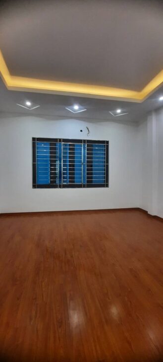 Bán nhà phố Đông Thiên giá 6.15 tỷ, diện tích 36m2, 4 tầng, mặt tiền 4.5m