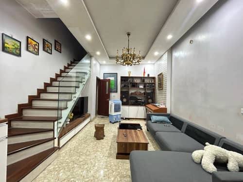 Nhà Khâm Thiên Trung Tâm Đống Đa giá 6 tỷ, diện tích 40m2, mặt tiền 4m gần phố cổ – thuận thiện