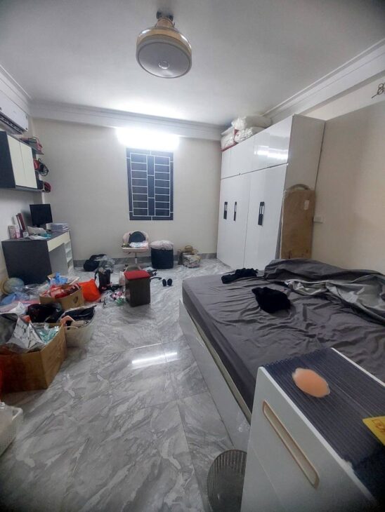 Bán nhà Phan Đình Giót giá 6.35 tỷ, diện tích 51m2, 3 tầng, mặt tiền 4.5m