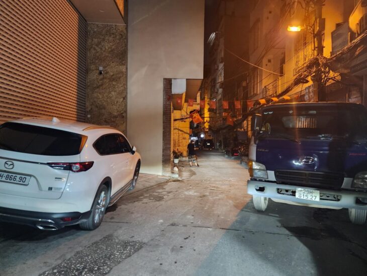 NHÀ LÔ GÓC 3 MẶT NGÕ TÂY SƠN KHÔNG QH- ĐỐNG ĐA- Ô TÔ TRÁNH KINH DOANH – Ô CHỜ THANG MÁY – VIEW HỒ