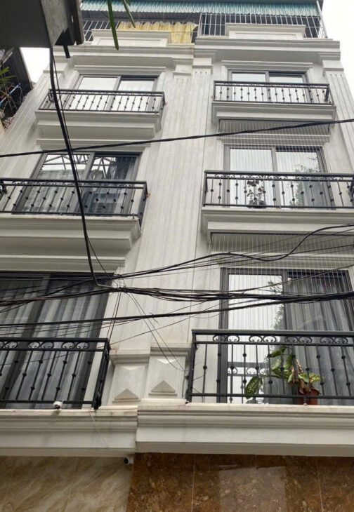 CHỦ NHÀ CẦN BÁN CẤP CĂN NHÀ XÂY 5 TẦNG, NGÕ RẤT RỘNG 2 Ô TÔ TRÁNH THOẢI MÁI, TẠI PHỐ NGỌC THỤY.