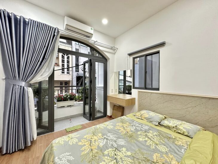 Bán Nhà 4Tầng, Hồng Tiến Long Biên, 59m², Nội thất tiền tỷ, Giá Hấp Dẫn 0902318197